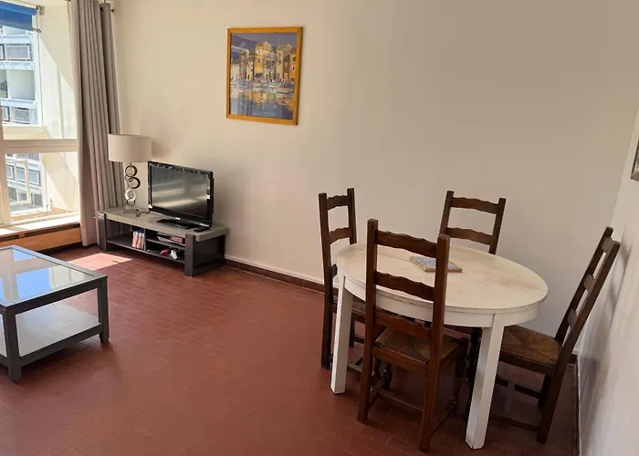L Echappee Grand 2 Pieces Centre 500m Garage Wifi Fibre Ps5 Equipe Apartman *